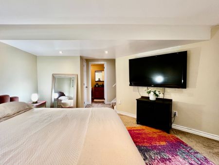 For Lease - 906 Burrows Gate, Milton, Ontario - Photo 4