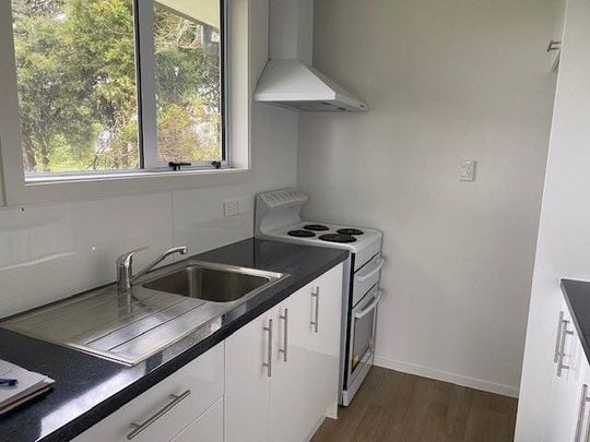 Tidy Bedsit in Waimarino - Long-Term - Photo 1