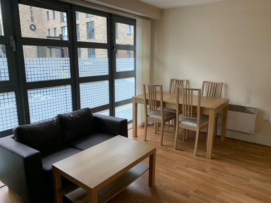 Studio to rent - Photo 1