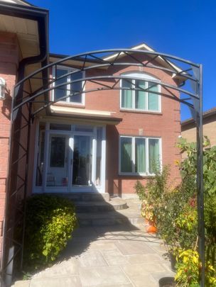 For Lease - 14 Griffiths Drive Unit# Room 1 & 2, Ajax, Ontario - Photo 1