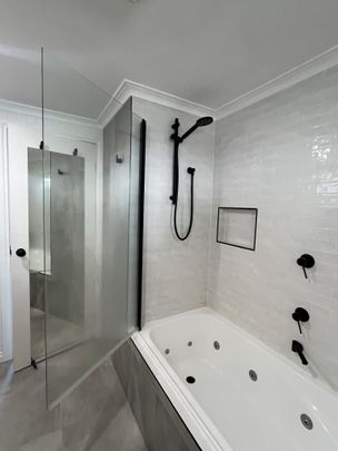 Fitzroy North - Photo 1