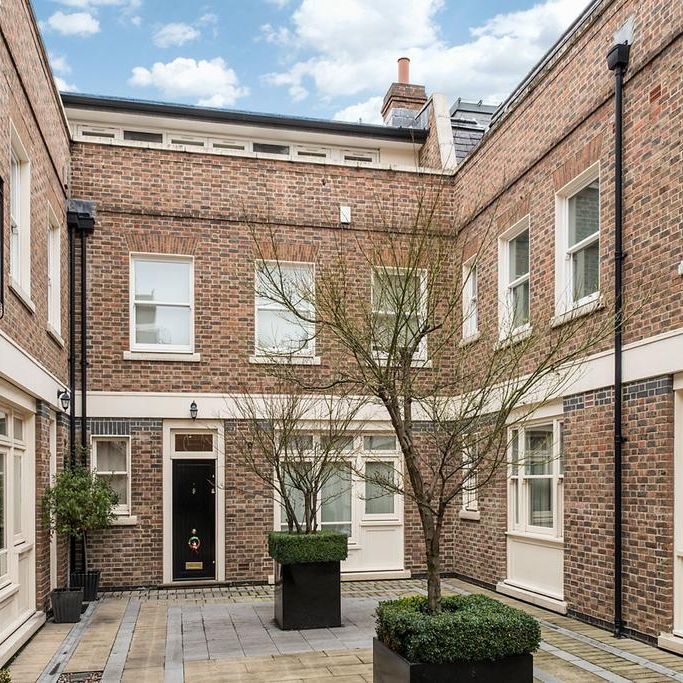 4 bedroom terraced house to rent - Photo 1