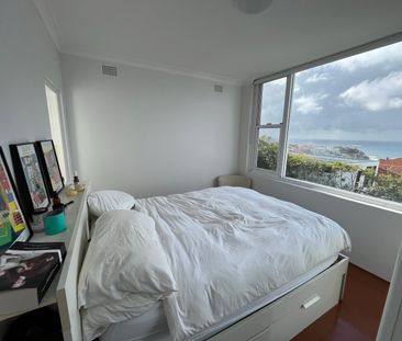 Bronte - Photo 4