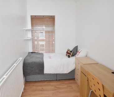 5 bedroom terraced house to rent - Photo 5