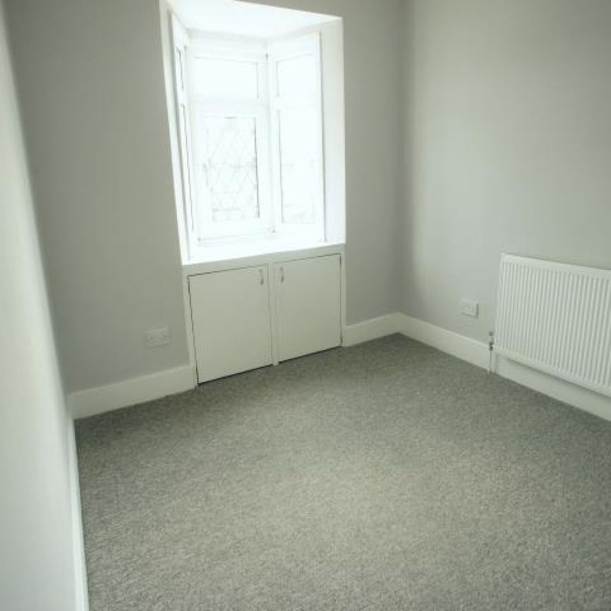 2 Bedroom Maisonette To Let - Photo 1