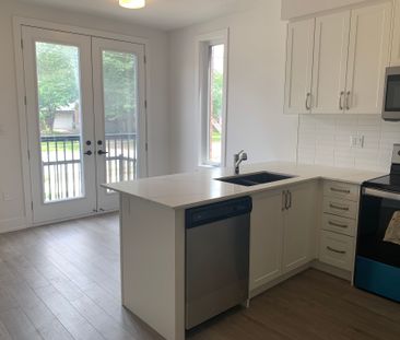 For Lease - 99 Roger Street Unit# 51, Waterloo, Ontario - Photo 4