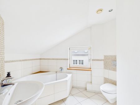 Komfortowy dom w Raszynie, blisko Janki - Zdjęcie 4