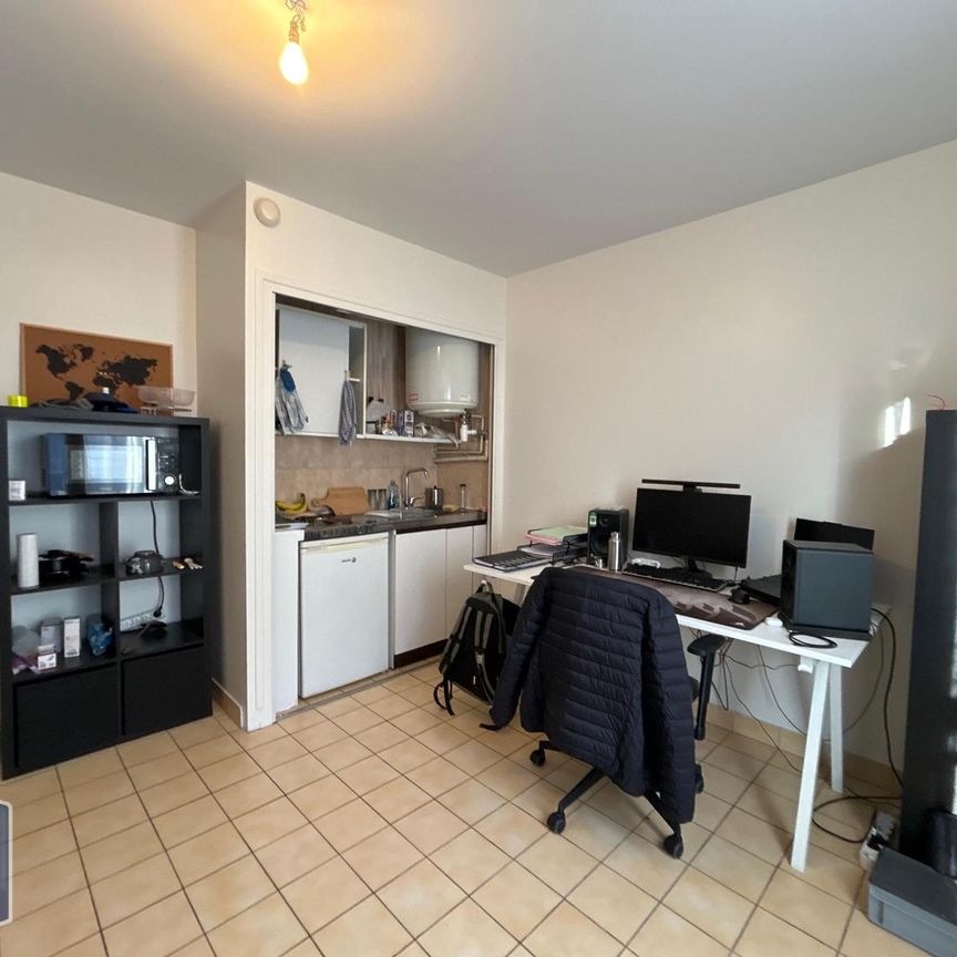 Location Appartement 1 pièce 20m² TOURS 37000 - Photo 1