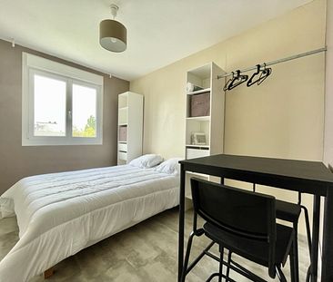 A louer Brest Bellevue/Facs grande chambre meublé dans colocation offre promotionelle 3 semaine gratuite. - Photo 2