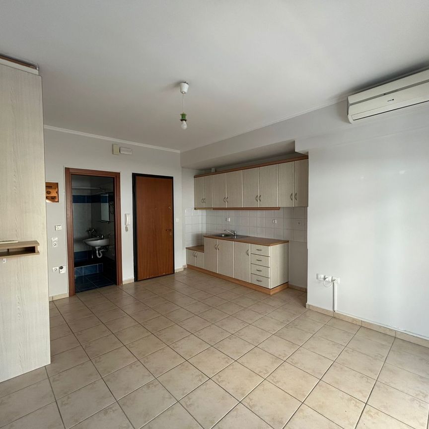 Studio/Γκαρσονιέρα για ενοικίαση - Πάτρα, - Φωτογραφία 1