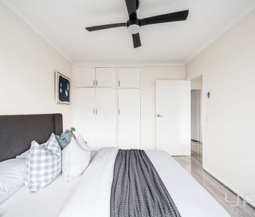 Stylish Comfort in the Heart of Williamstown! - Photo 6