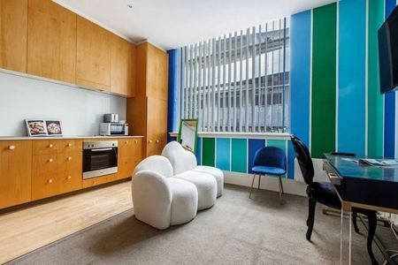 Charming Furnished Studio in the Heart of Melbourne - Photo 4