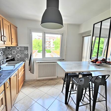 Location Appartement 4 pièces 87m² ANNECY LE VIEUX 74940 - Photo 4