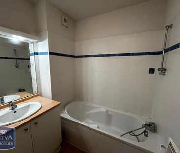 Location Appartement 2 pièces 37m² ST PIERRE DU MONT 40280 - Photo 3