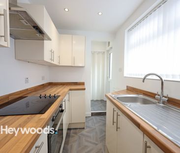 2 bed terraced house to rent in Clare Street, Basford, Stoke-on-trent - Photo 5