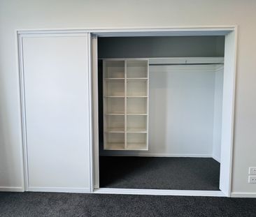 5A Malaga Crescent, Harewood - Photo 1