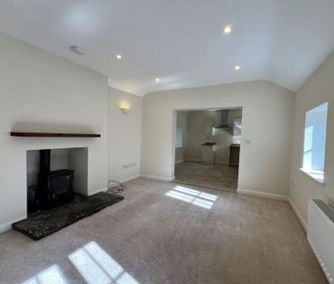 2 bedroom detached bungalow to rent - Photo 1