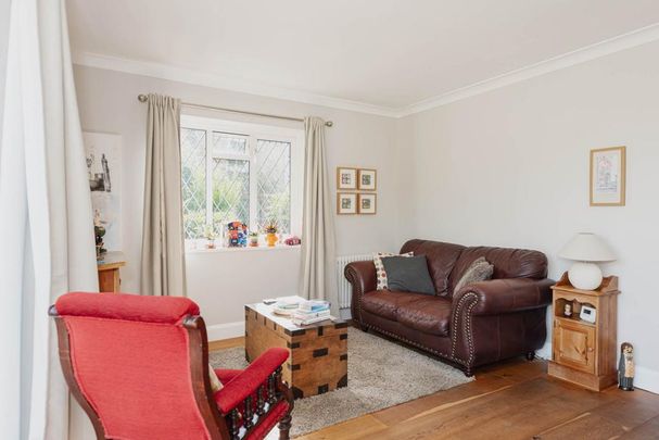 4 bedroom detached house to rent - Photo 1