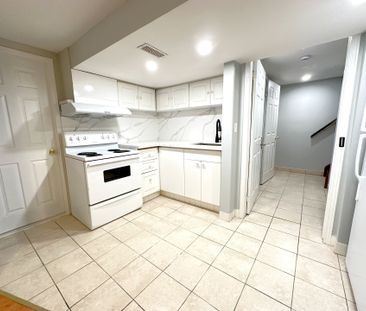 For Lease - 423 Osiris Drive, Richmond Hill, Ontario - Photo 1