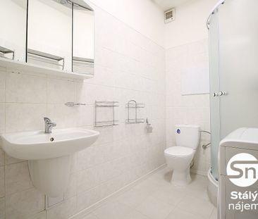 Pronájem bytu 1+kk 30 m² - Photo 1