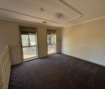 Please contact catie@sweeneyea.com.au for private inspections. - Photo 4