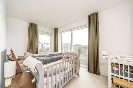 Handley Drive, Kidbrooke, London, SE3 9BW - Photo 3