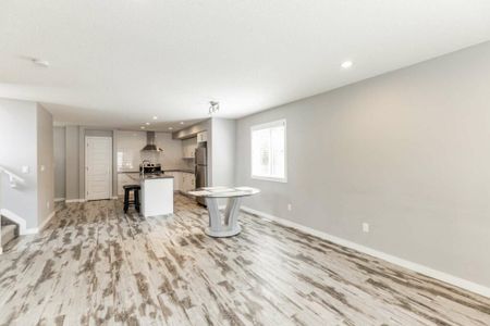 Edmonton Unfurnished townhouse Rental in Parkdale - Stunning Brand New Townhouse Located Close to NAIT and Downtown - Photo 3