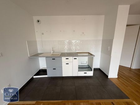 Location Appartement 4 pièces 86m² PUTEAUX 92800 - Photo 5