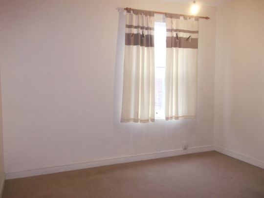 2 bed Terraced - To Let - Photo 1