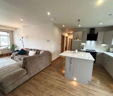 Featherstone Crescent, Shirley, Solihull, B90 - Photo 6