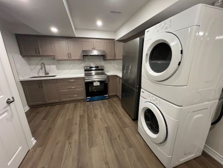 For Lease - 41 Morley Crescent Unit# Bsmt, Whitby, Ontario - Photo 2