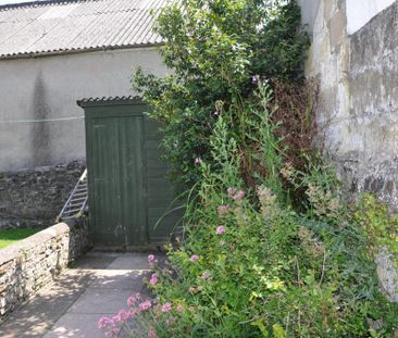 2 bedroom terraced house to rent - Photo 6