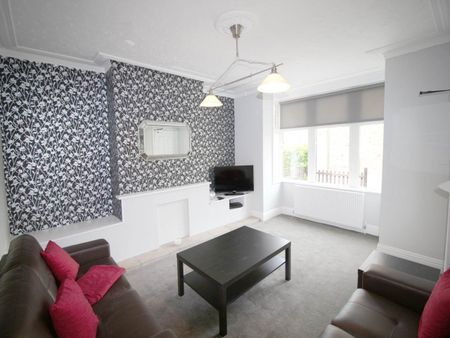 Rosemont Avenue (room 1), Bramley, Leeds - Photo 5