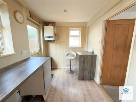 2 Bedroom Semi-Detached - Photo 5