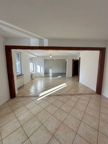 Bel appartement de 4.5 pièces dans une maison villageoise - Foto 4