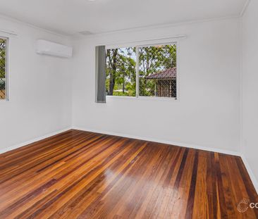 3 BEDROOM FAMILY HOME WITH SPACIOUS OPEN PLAN KITCHEN LIVING DINING... - Photo 6