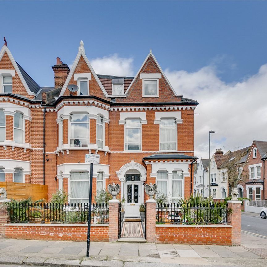 Morella Road, Balham, SW12, London - Photo 1