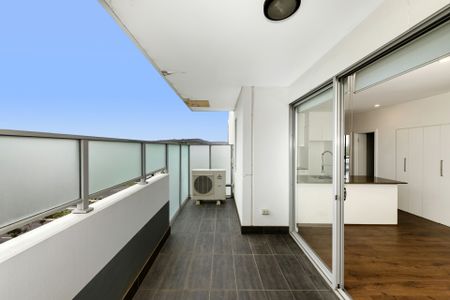 Stylish Two Bedroom Apartment in the Sought-After "Esque" Development - Photo 4