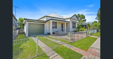 Freshly Renovated & Close to Town - Photo 2