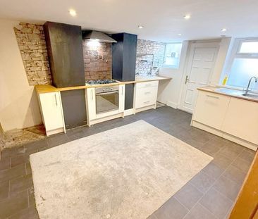 3 Bed Terraced House, Parkfield Grove, LS11 - Photo 1