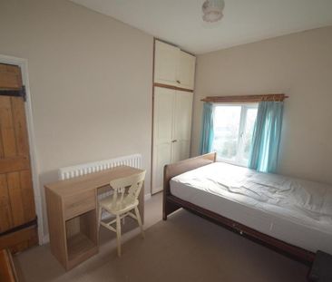 3 bedroom semi-detached house to rent - Photo 6