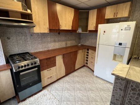 Apartament 4 camere, Vis - a -vis de Facultatii,Piata Timpuri noi. - Photo 4