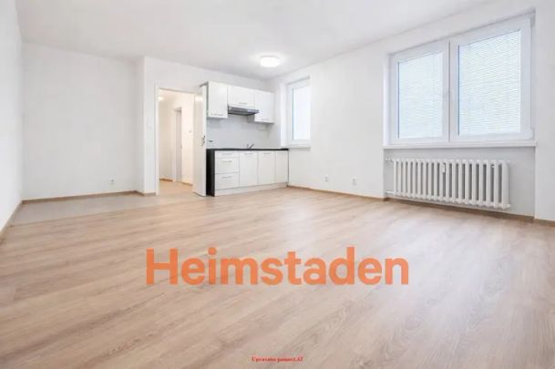 Pronájem bytu 1+kk 29 m - Photo 1