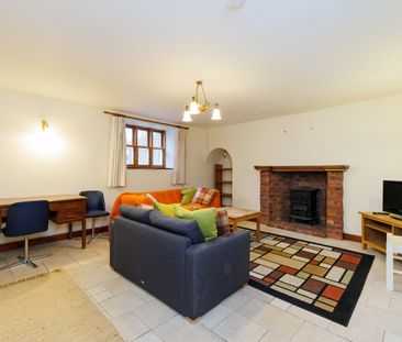 2 bedroom apartment to rent - Photo 5