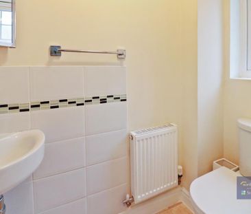3 bedroom link detached house to rent - Photo 4