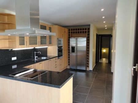 Detached Villa in Los Arqueros - Photo 3