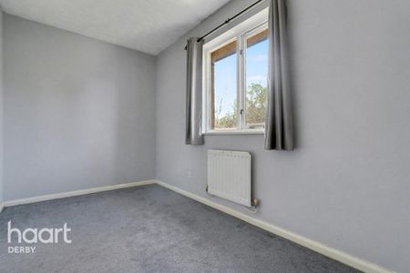 2 bedroom semi-detached house to rent - Photo 4