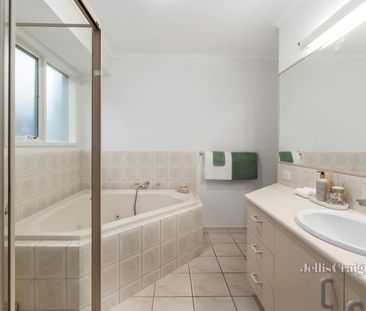 63 Nangathan Way, Croydon North - Photo 4