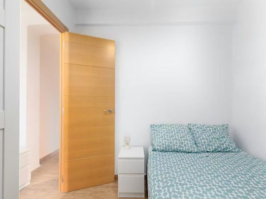 Calle Ramón de Rocafull, Valencia, Valencian Community 46011 - Photo 1