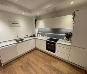 2 bedroom apartment to rent - Photo 4